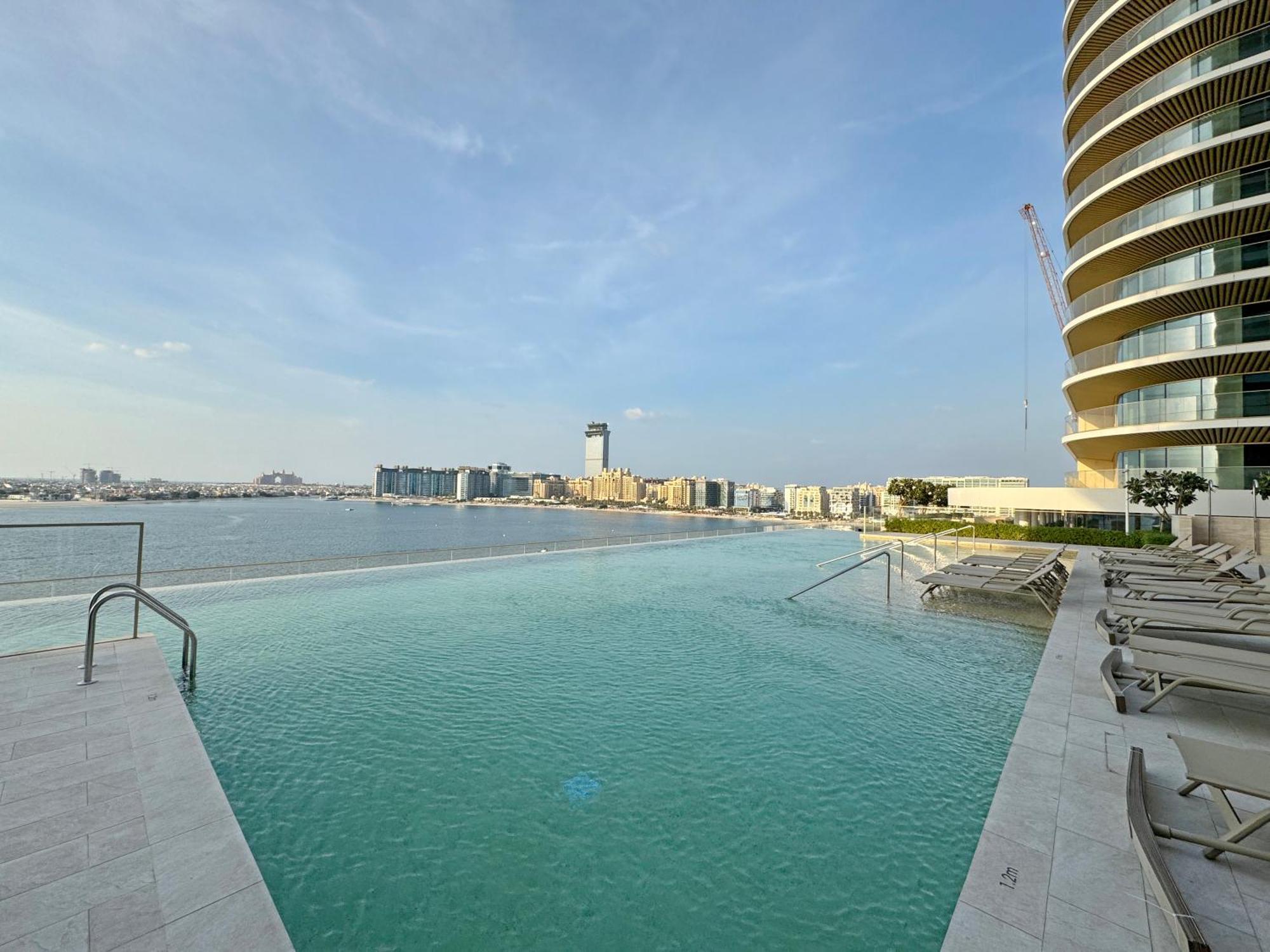 Beachfront Bliss 1bedroom In Grand Bleu *